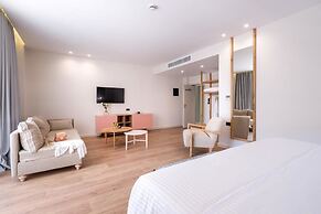 Glow Boutique Hotel & Suites