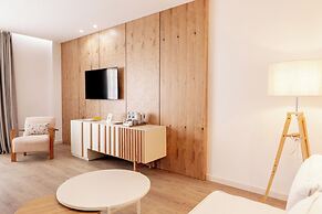 Glow Boutique Hotel & Suites