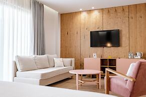 Glow Boutique Hotel & Suites