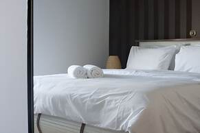 Glyfada, Modern Minimal Apartment