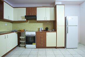 Palaio Faliro, Bright and Spacious Apartment