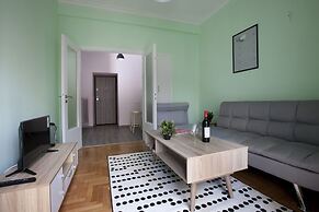 Nice Cute Apartment  in the Center of Athens