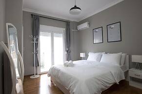 Nice Cute Apartment  in the Center of Athens
