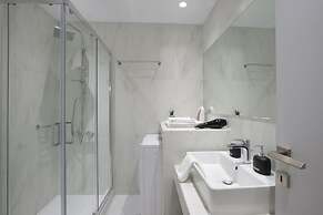 Victoria Square, Cozy and Stylish Apartment