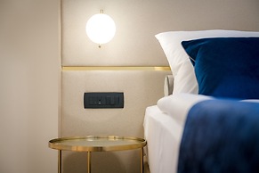 Flos Luxury Rooms