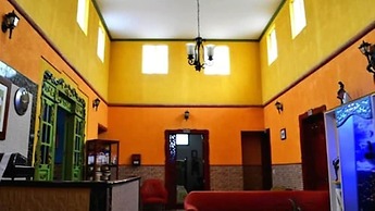 Hotel Sueño Dorado