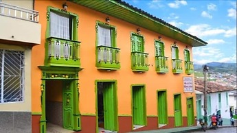 Hotel Sueño Dorado
