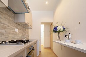 Modern Duomo View by Mmega