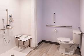 Hilton Garden Inn Kansas City Airport