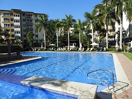 Costa Linda Apartment 102