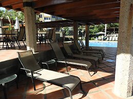 Costa Linda Apartment 102