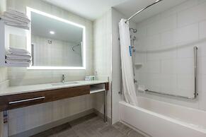 Hampton Inn & Suites Charlottetown