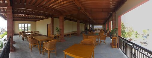 Inle Strand Hotel