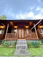 Kamasan Cottage By Reccoma