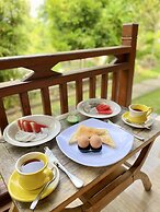 Kamasan Cottage By Reccoma