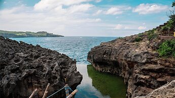 Kamasan Cottage By Reccoma