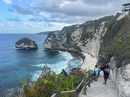 Kamasan Cottage By Reccoma