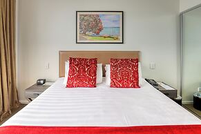 Ramada Suites by Wyndham Auckland Manukau Pacific Centre