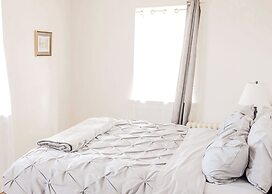 Oddfellow Inn & Farm