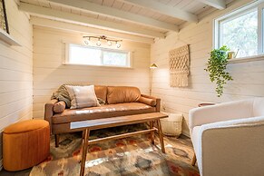 Oddfellow Inn & Farm