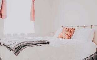 Oddfellow Inn & Farm