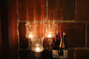 Oddfellow Inn & Farm