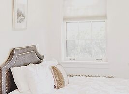 Oddfellow Inn & Farm