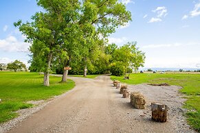 Oddfellow Inn & Farm