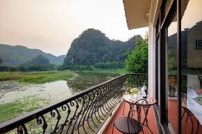 Tam Coc La Montagne Resort & Spa