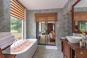 Tam Coc La Montagne Resort & Spa