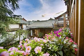 Lijang First Bay Hotel