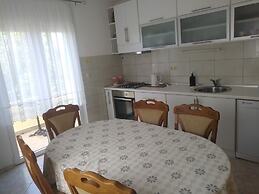 Holiday House