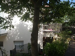 Holiday House