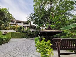 On The Hill Karon Resort