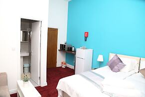 Birmingham Central Station Apartment