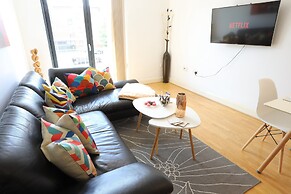 O2 Mailbox Central Premier Apartment
