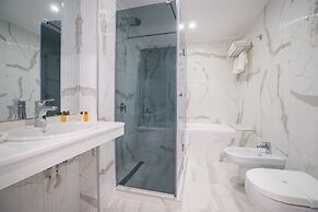 Hotel Perla Beach Luxury