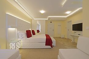 Hotel Perla Beach Luxury