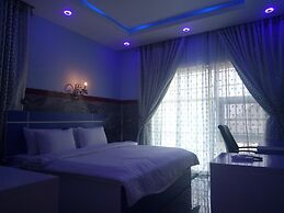 Heavenly Royal Apartments
