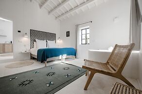 Santa Ponsa - Fontenille Collection