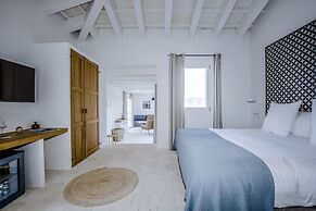 Santa Ponsa - Fontenille Collection