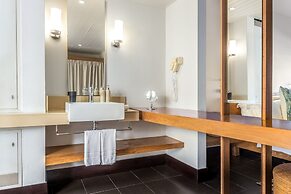 Lagoon Attitude - Adults Only