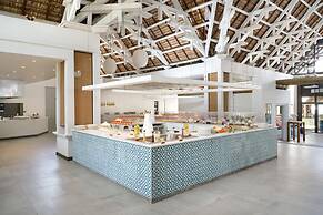 Lagoon Attitude - Adults Only