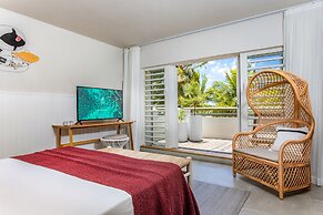 Lagoon Attitude - Adults Only