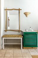 Lagoon Attitude - Adults Only