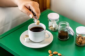 Lagoon Attitude - Adults Only