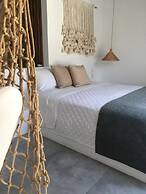 Aellia Hotel & Suites