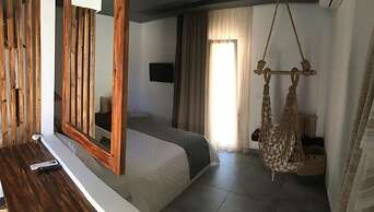 Aellia Hotel & Suites