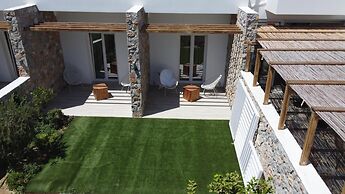 Aellia Hotel & Suites