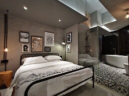 Black Gold Factory Boutique Design Hotel
